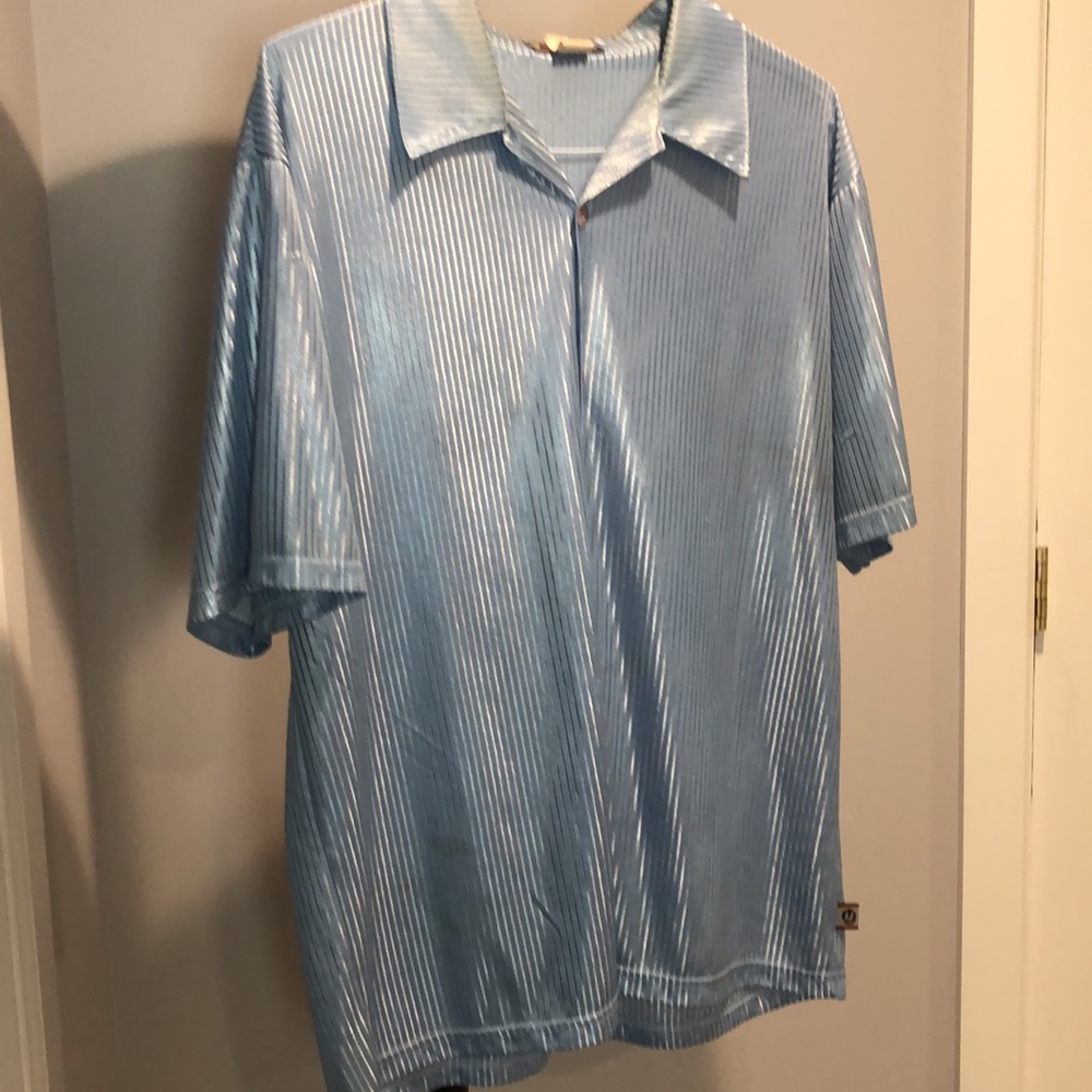 Men’s light blue button down shirt - Picture 2 of 2